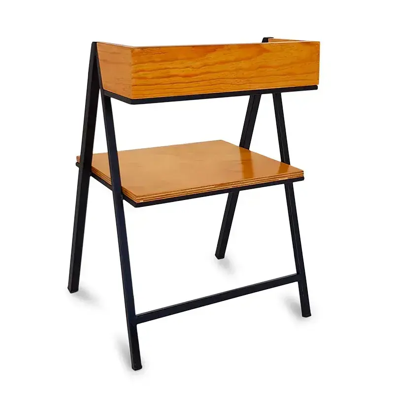 silla-bucsa-de-metal-estilo-industrial-madera-matural-atras.webp