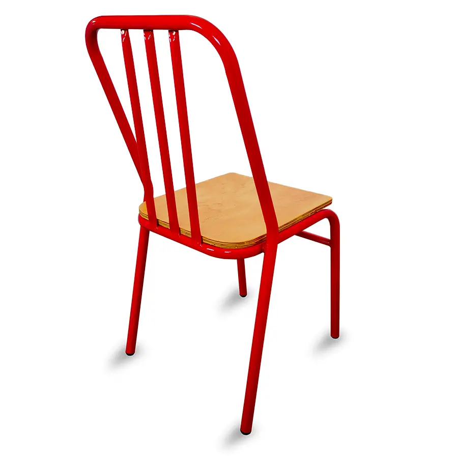 silla nisso rojo respaldo tubular aciento de madera atras.webp