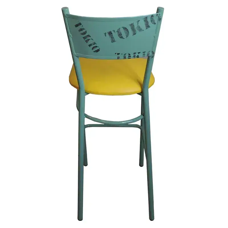 banco-de-metal-con-aciento-tapizado-tint green-atrastint green-atras.webp